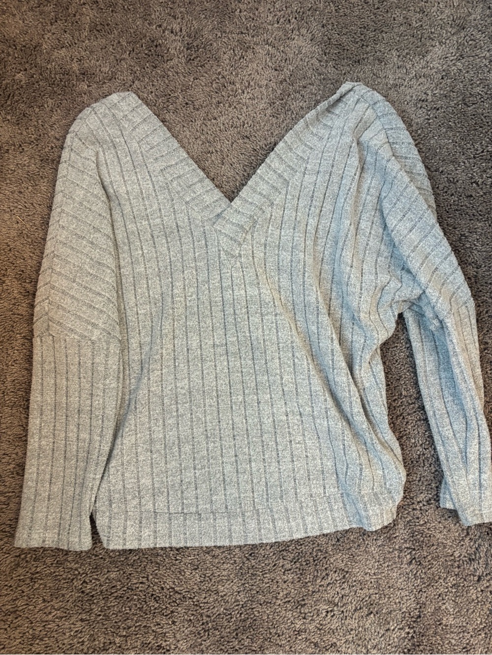 SHEIN Light Gray Ribbed V-Neck Sweater